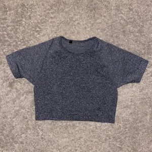 BO+TEE Seamless Short-Sleeve Crop Top XS in Black Marl